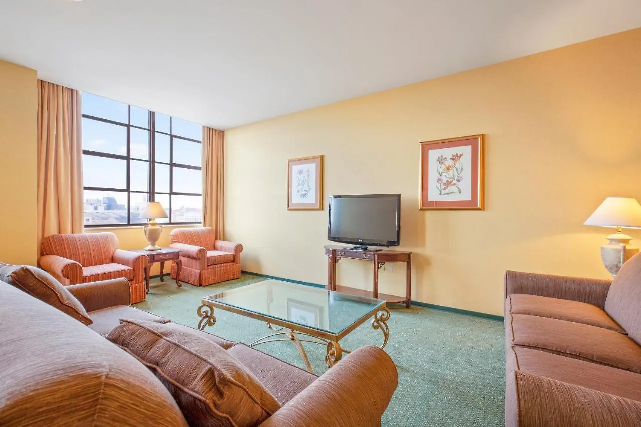 Oyo Hotel St Louis Downtown City Center Mo Saint Louis United States